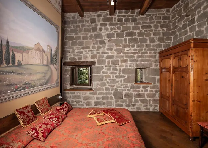 Medieval Tower Mit Whirlpool Auf Der Dachterrasse By Interhome Ferienhaus Pratovecchio